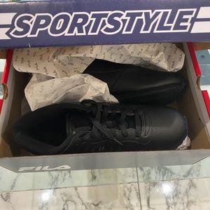 FILA men’s sneakers 10.5